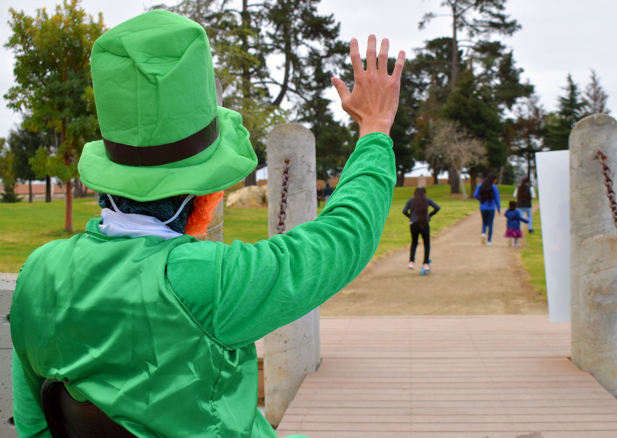 031420-smt-news-st-patricks-scavenger-hunt-006